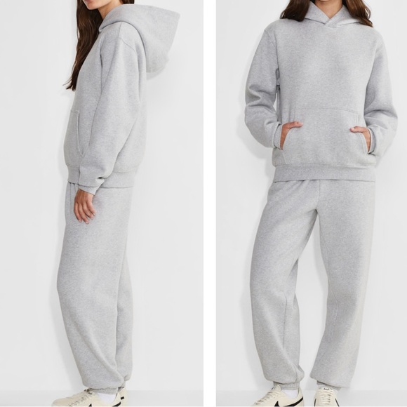 Aritzia TNA Sweatsuit SET Cozy AF Fleece Heathered Grey Sweatshirt Sweatpants - Picture 1 of 16